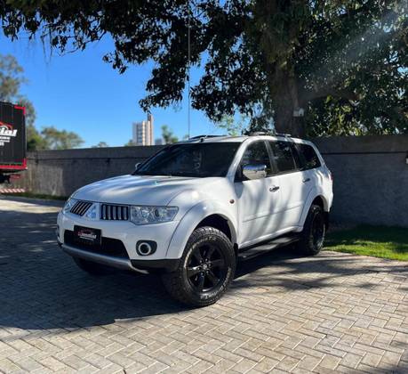 MITSUBISHI PAJERO DAKAR 3.2 HPE 4X4 7 LUGARES 16V TURBO INTERCOOLER DIESEL 4P AUTOMÁTICO